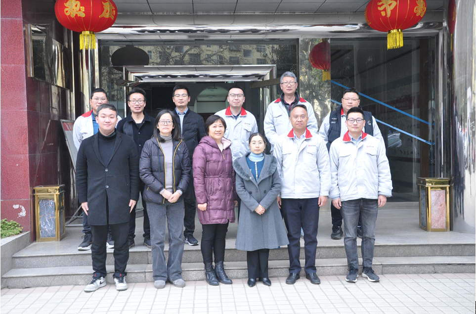 校企聯合培養，共促技術創新